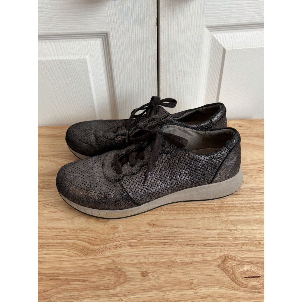 Dansko Silver Metallic  Leather Christina Shoe size US 10 EU 41